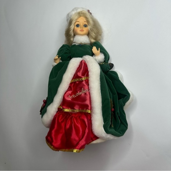 Vintage Brinn's 1988 Porcelain Doll December Red Green Lady 1980s Christmas - Picture 16 of 16